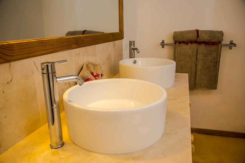 Jasmine La Playita - Ocean Front Apartment Las Galeras Ngoại thất bức ảnh